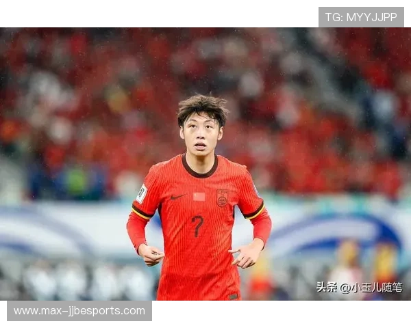 中国足球明星球员盘点及其在国内外赛场的表现与影响