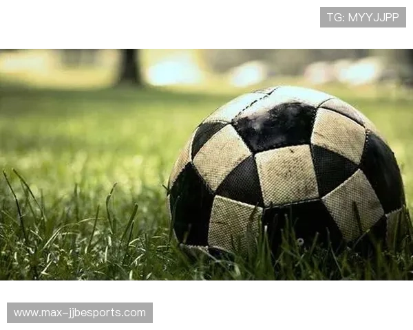 伊拉克足球明星崛起之路：从贫困街头到国际赛场的奋斗历程