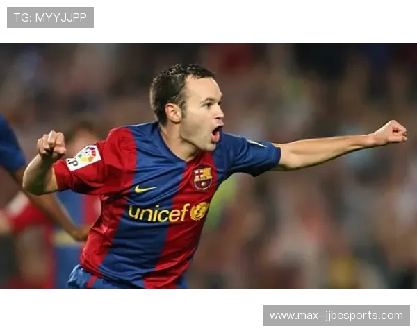 厄齐尔从绿茵巨星到球场智慧象征的传奇之路