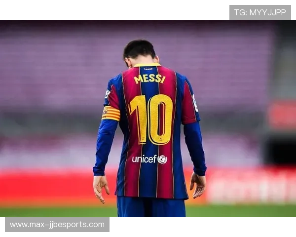 天下足球五大巨星聚焦：从梅西到C罗，他们的传奇足迹与巅峰时刻