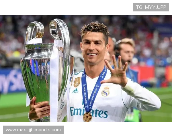 足球巨星的一天生活揭秘从清晨训练到夜晚放松全程详解